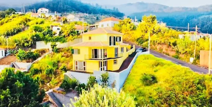 Guestready - Yellow House In The Mountain Ponta do Sol