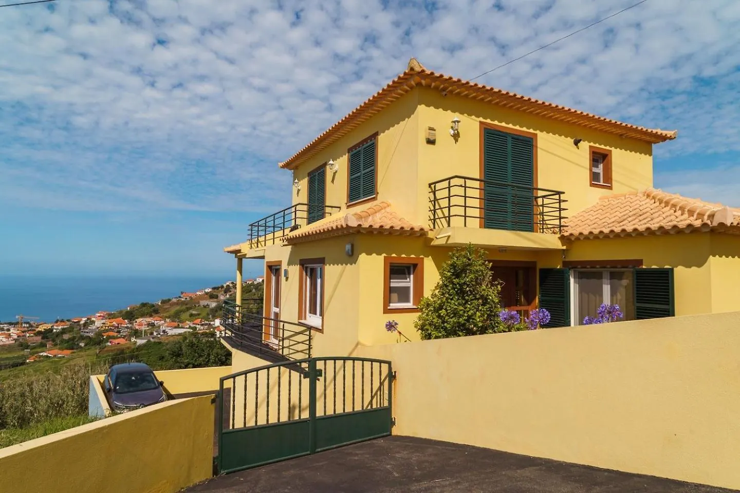 Guestready - Yellow House In The Mountain Ponta do Sol  Pensión